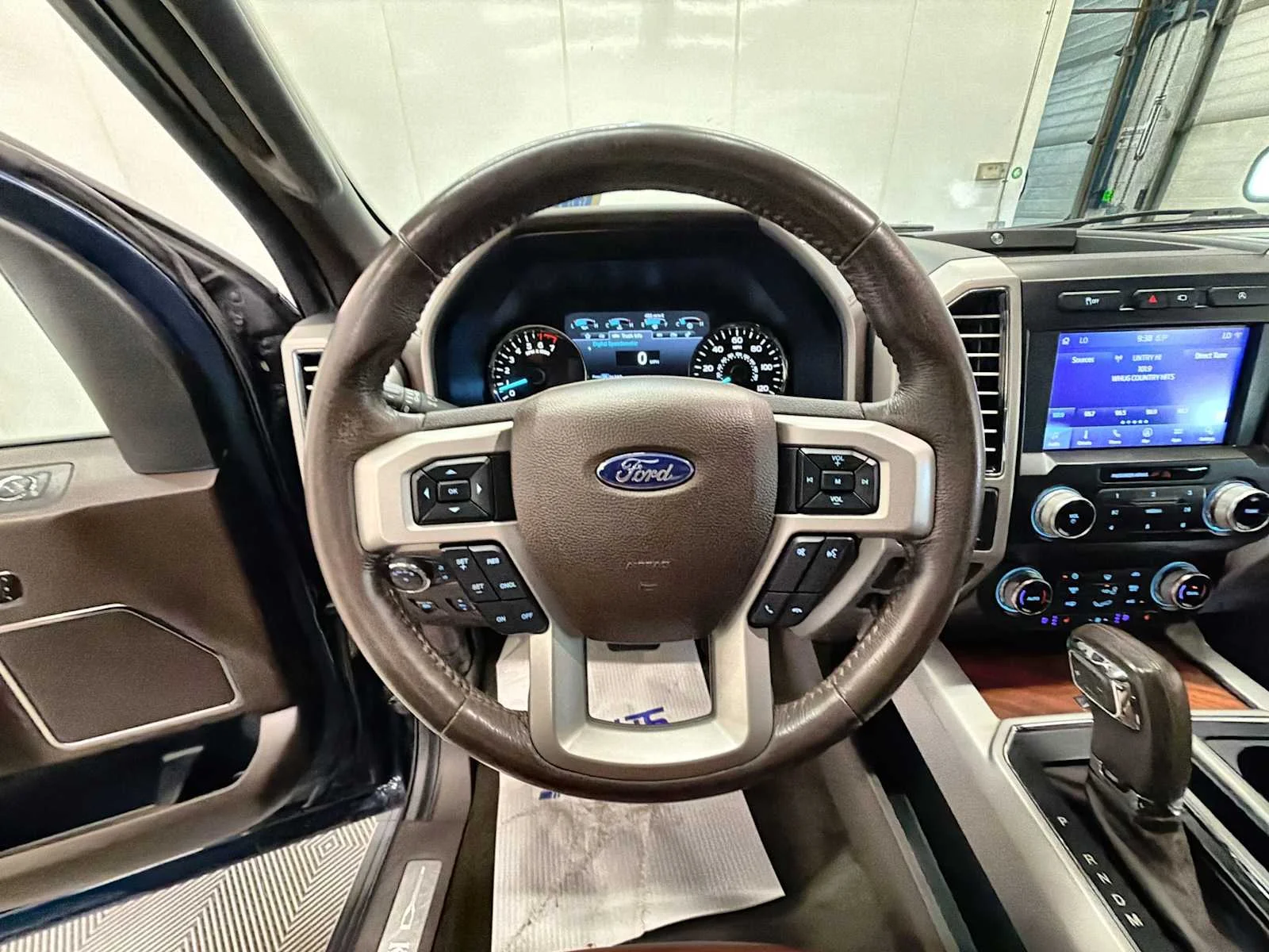 Used 2020 Blue Jeans/Stone Gray Ford King Ranch image 11