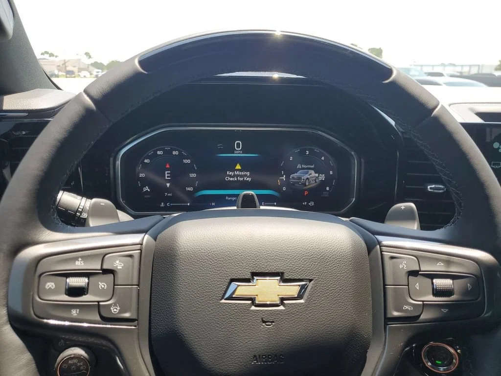 New 2026 Polar White Tricoat Chevrolet High Country image 17