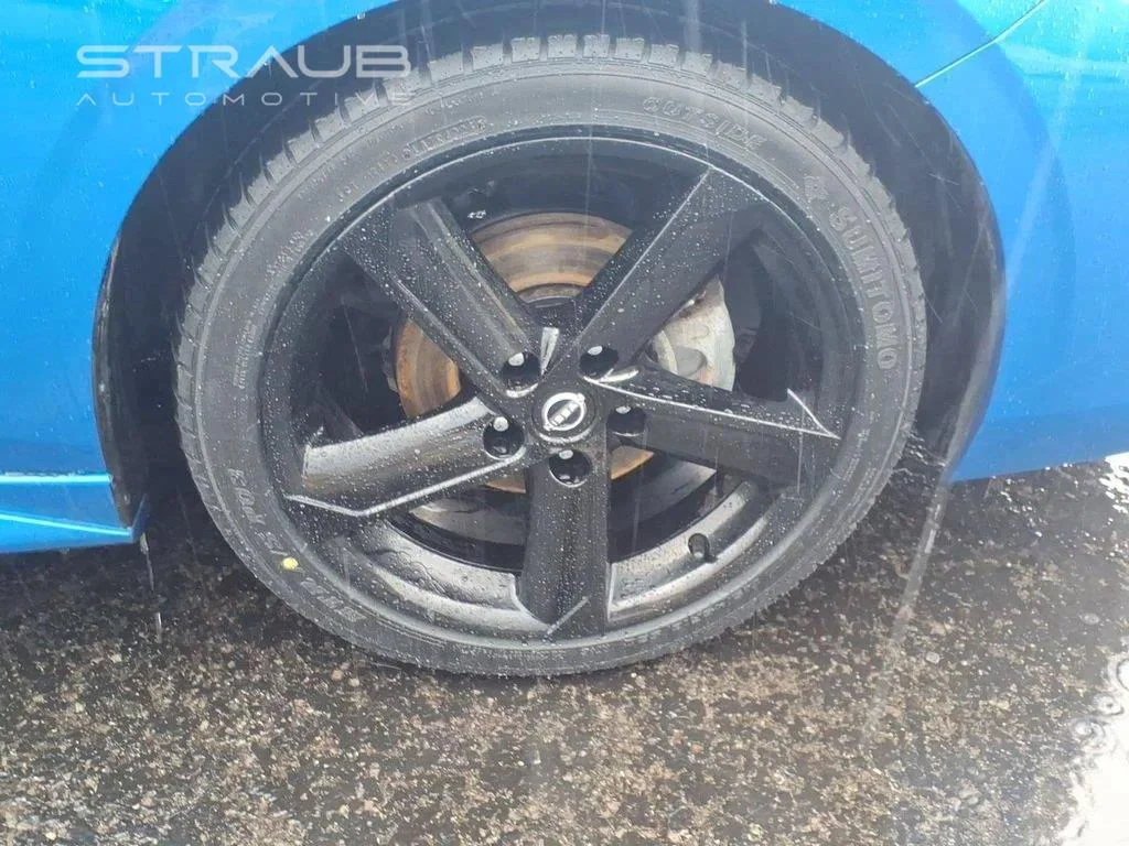 Used 2025 Electric Blue Metallic/Super Black Nissan SR image 10