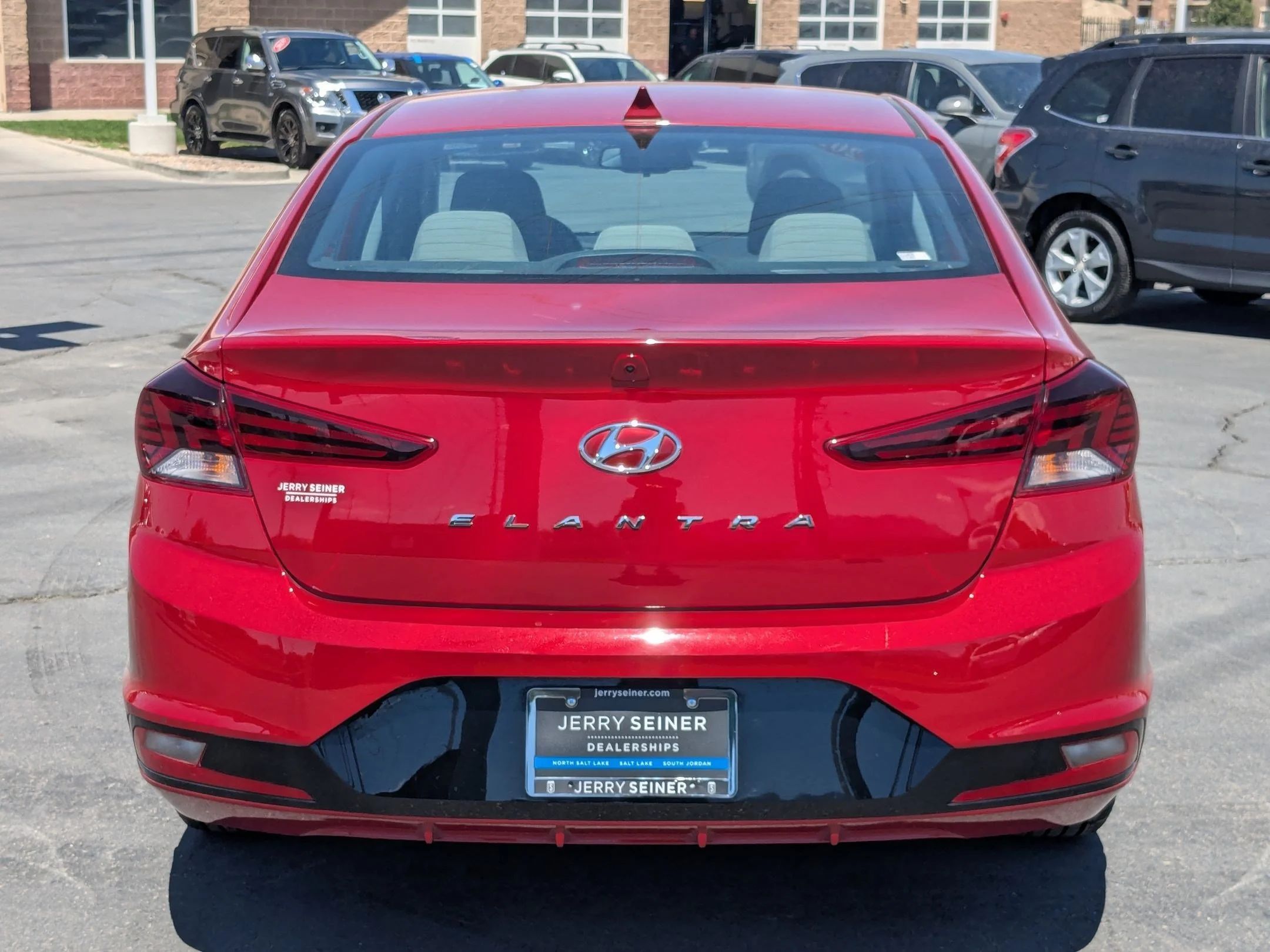 Used 2020 Scarlet Red Pearl Hyundai Value Edition image 4