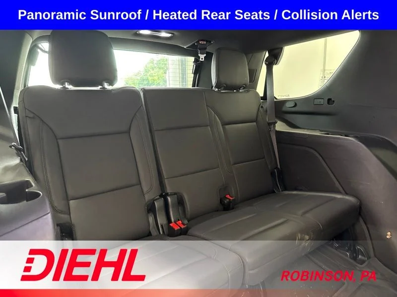 Used 2023 Black Chevrolet Z71 image 12