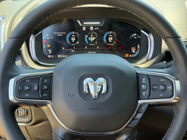 2025 RAM 3500 Laramie - Photo 19