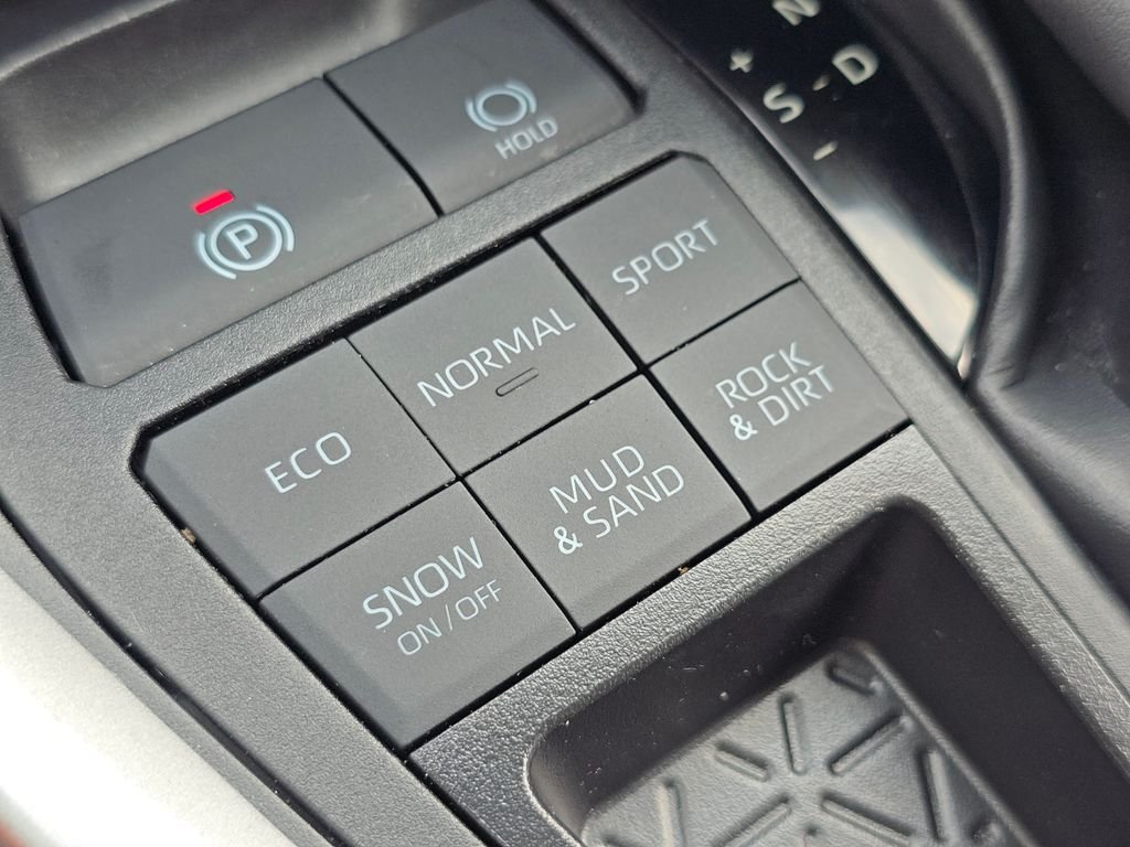 Used 2025 Gray Toyota XLE Premium image 34