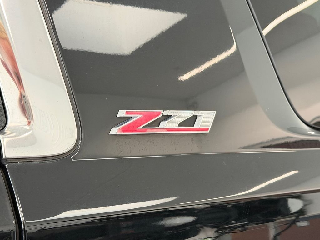 Used 2019 Black Chevrolet LT image 13