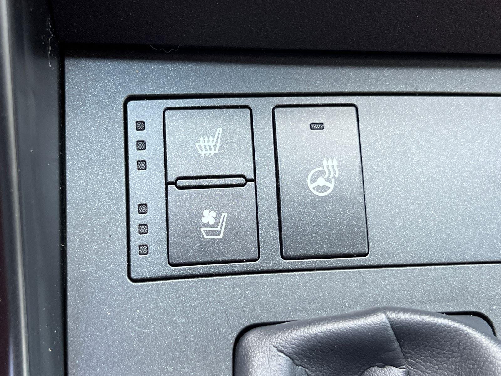 Used 2023 Ultra White Lexus I350 F SPORT image 31