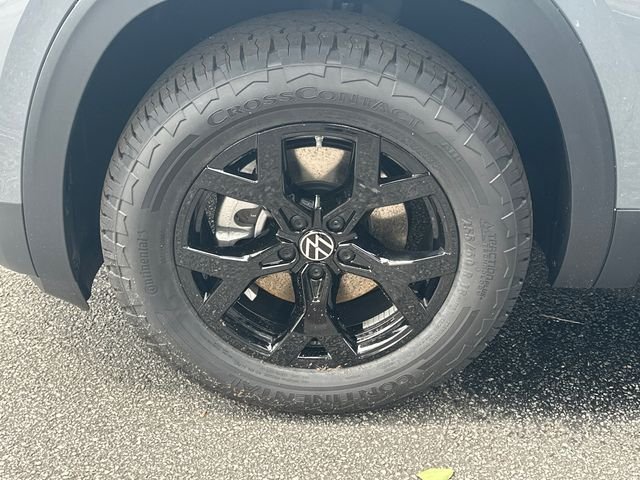 New 2026 Gray Volkswagen 2.0T Peak Edition image 11