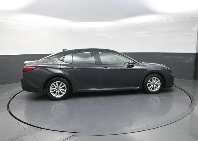 Used 2026  Toyota LE image 9