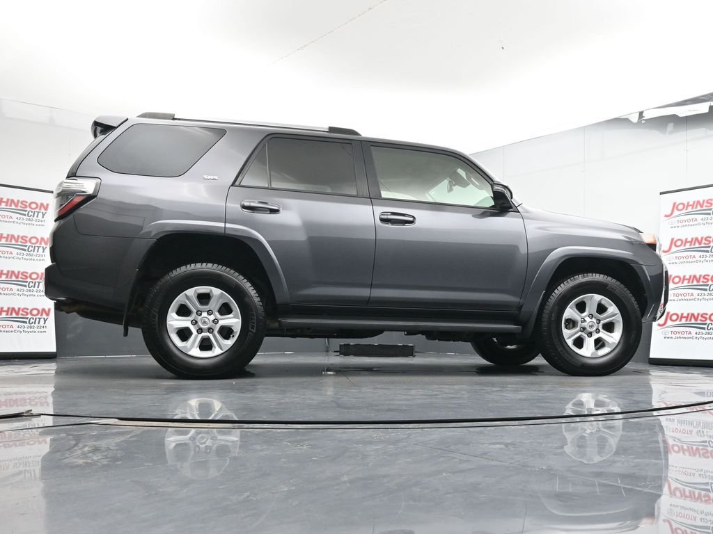 2022 Toyota 4Runner SR5 Premium - Photo 38