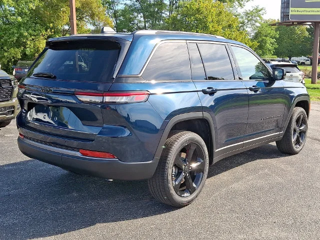 New 2027 Blue Jeep Limited image 4
