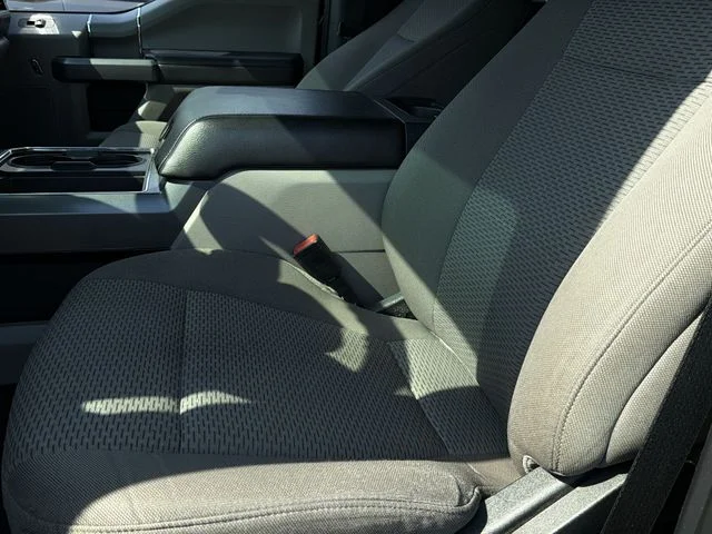 Used 2021 Black Ford XLT image 9