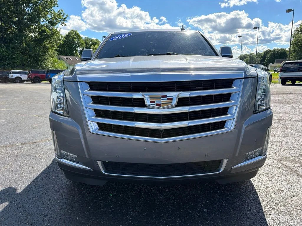 Used 2019 Gray Cadillac Luxury image 14