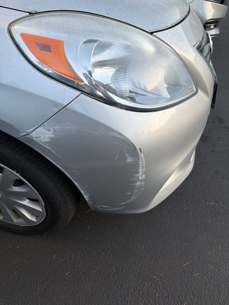 Used 2012 Brilliant Silver Metallic Nissan 1.6 SV image 4