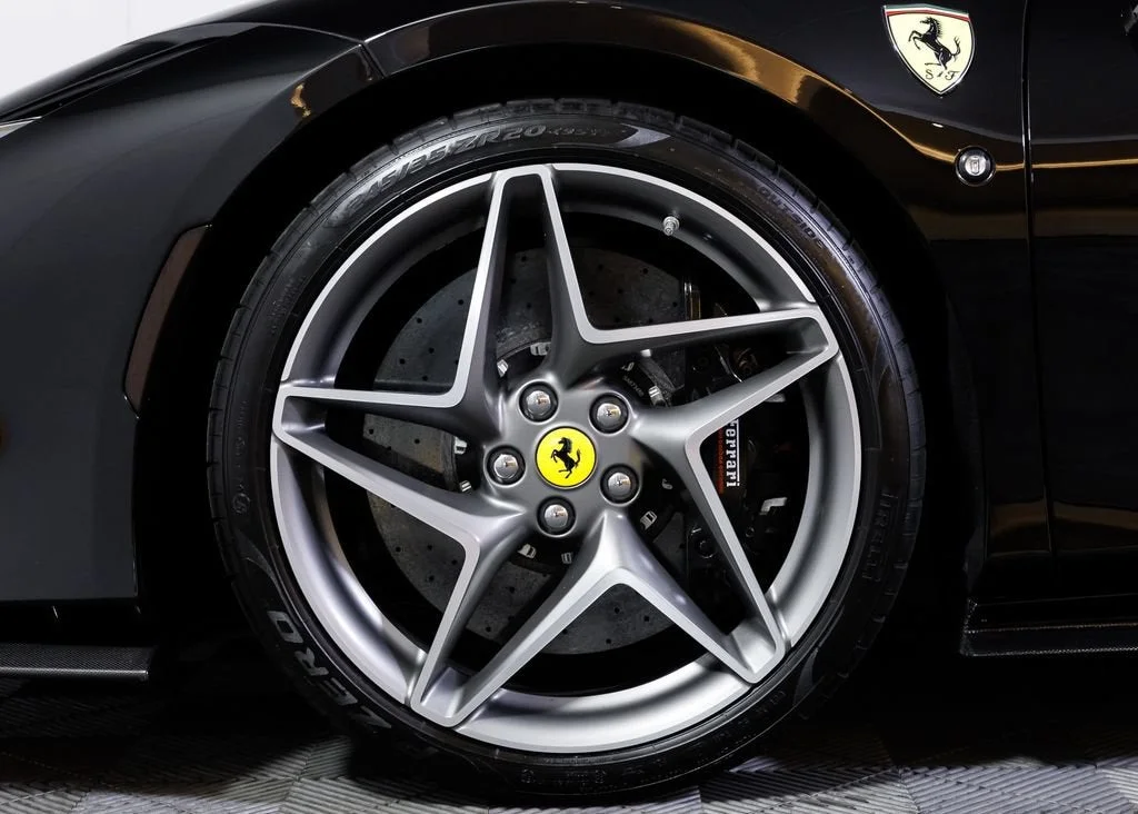 Certified Used 2022 Nero Ferrari Base image 11