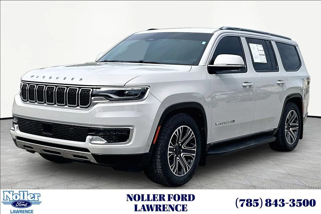 2022 Jeep Wagoneer Series III 4WD's photo