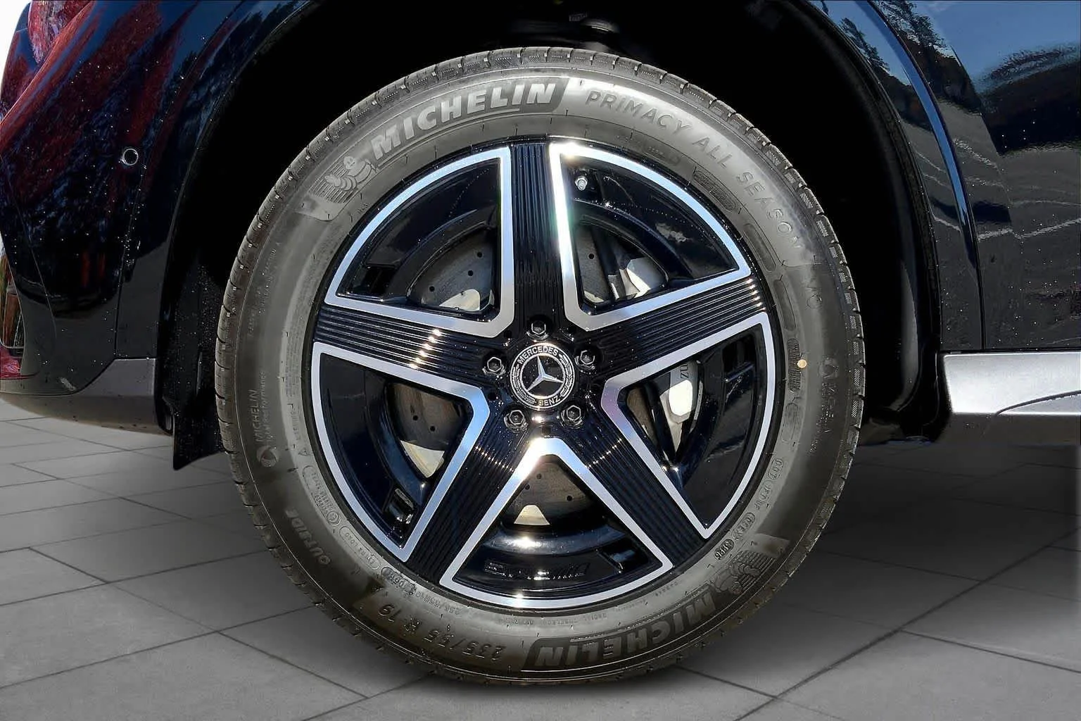 New 2026 Black Mercedes-Benz GLC 300 image 15