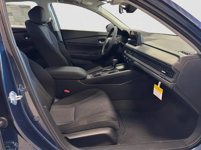 New 2026 Blue Honda SE image 16