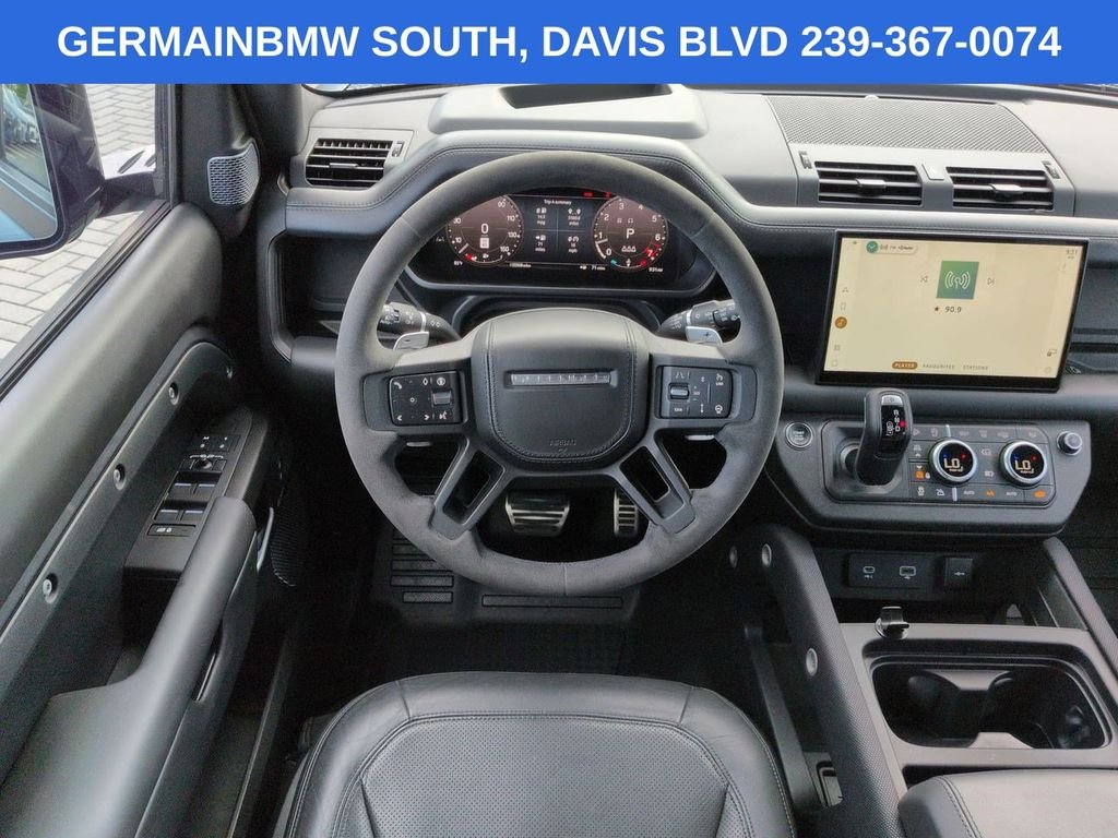 Used 2024 Carpathian Gray Premium Metallic Land Rover Carpathian Edition image 18