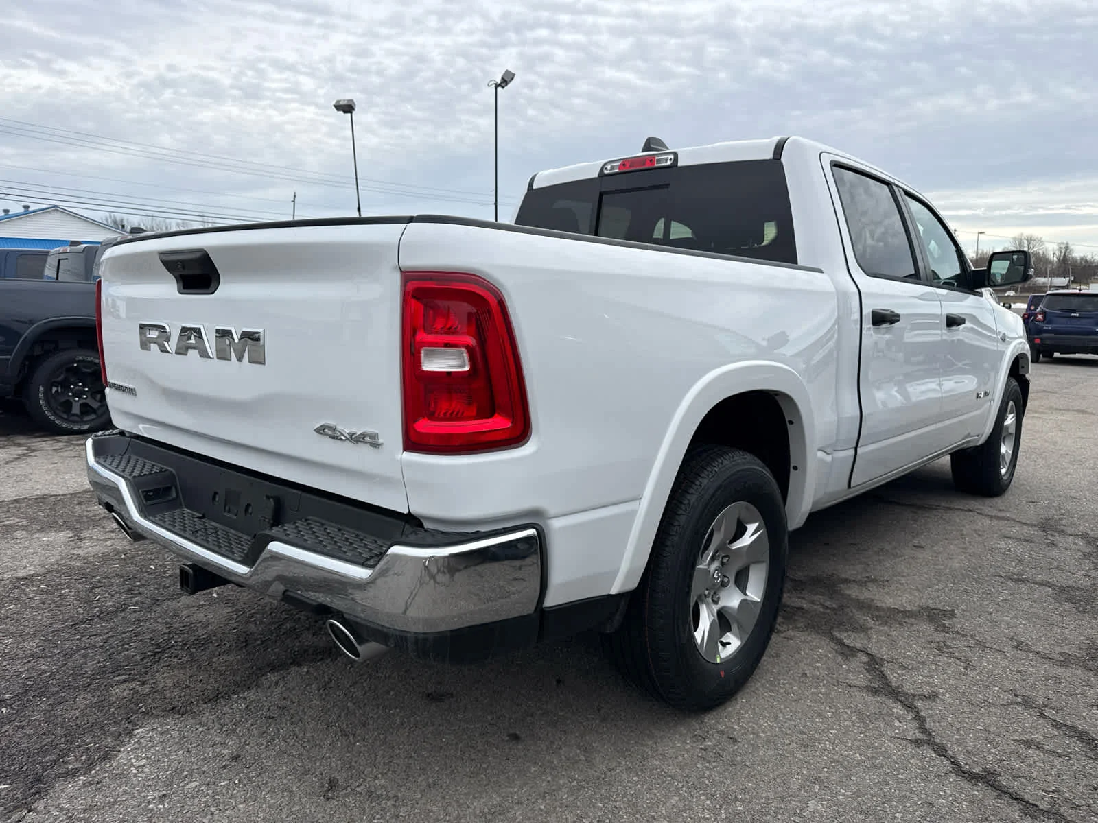 New 2026 Bright White Clear-Coat Exterior Paint RAM Big Horn image 4