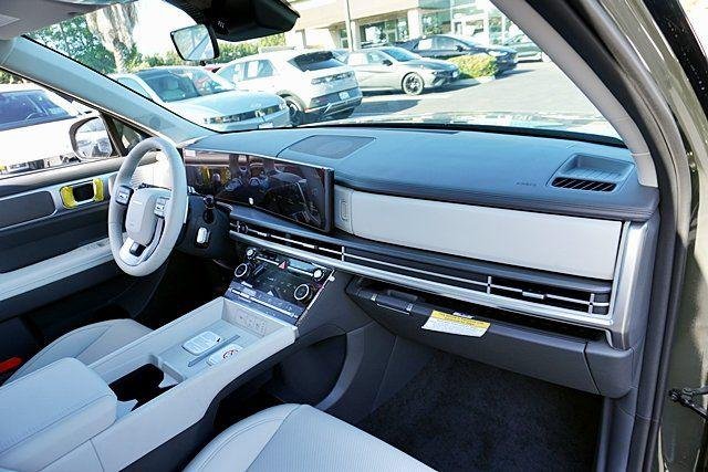 New 2026 Green Hyundai SEL FWD image 11