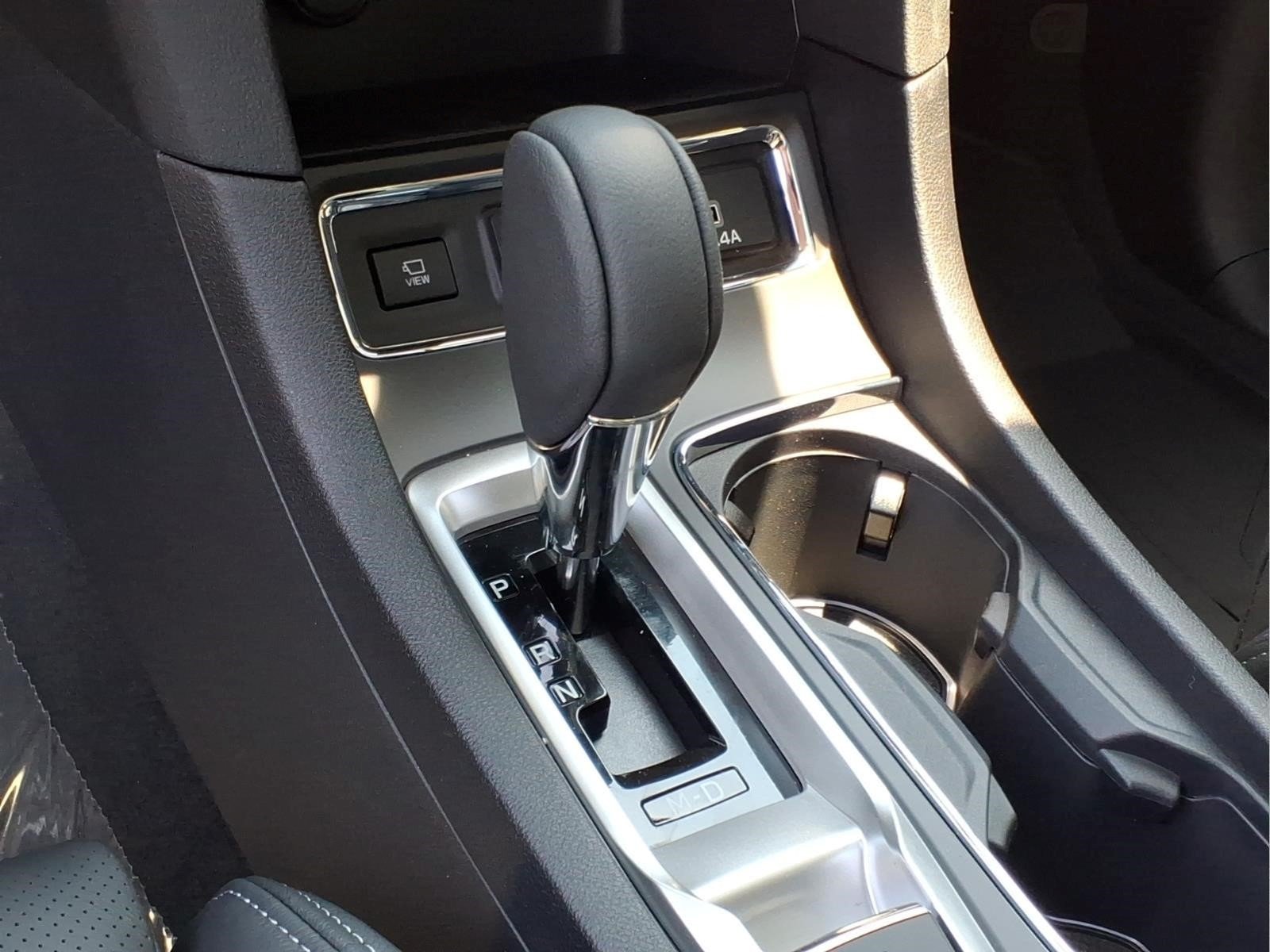 New 2026 MAGNETITE GRAY METALLIC Subaru Limited 7-Passenger image 17