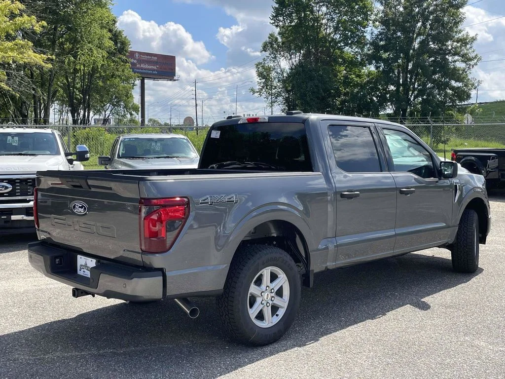 New 2026 Gray Ford XLT image 3