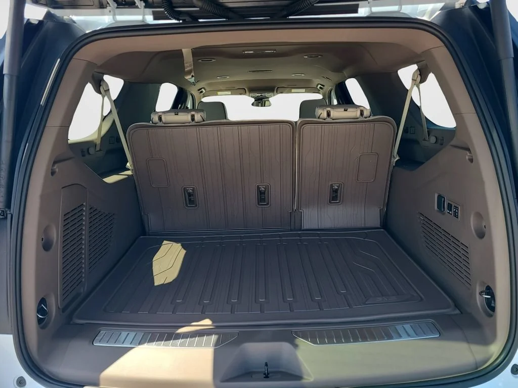 New 2026 Glacier White Tricoat GMC Denali image 9