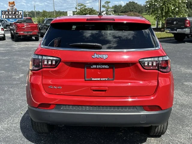 Used 2023 Red Jeep Sport 4x4 image 7