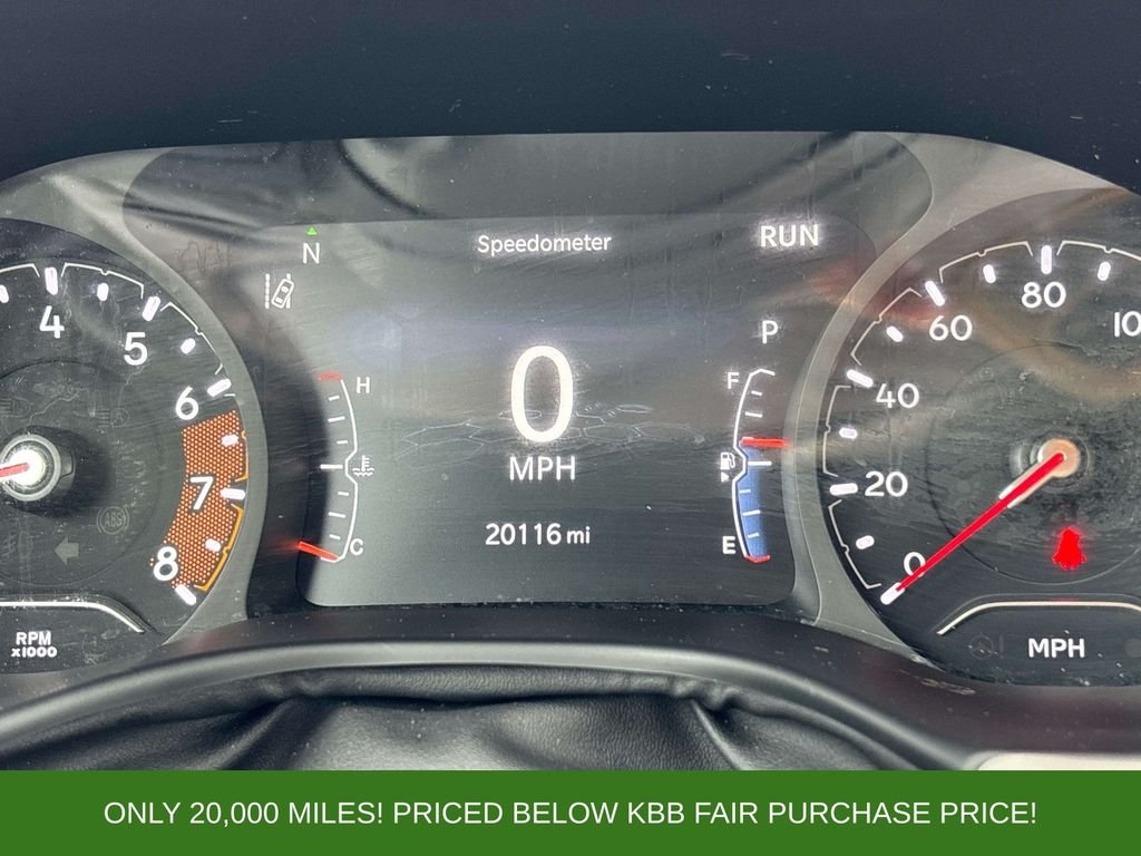 Used 2023 Gray Jeep Limited image 21