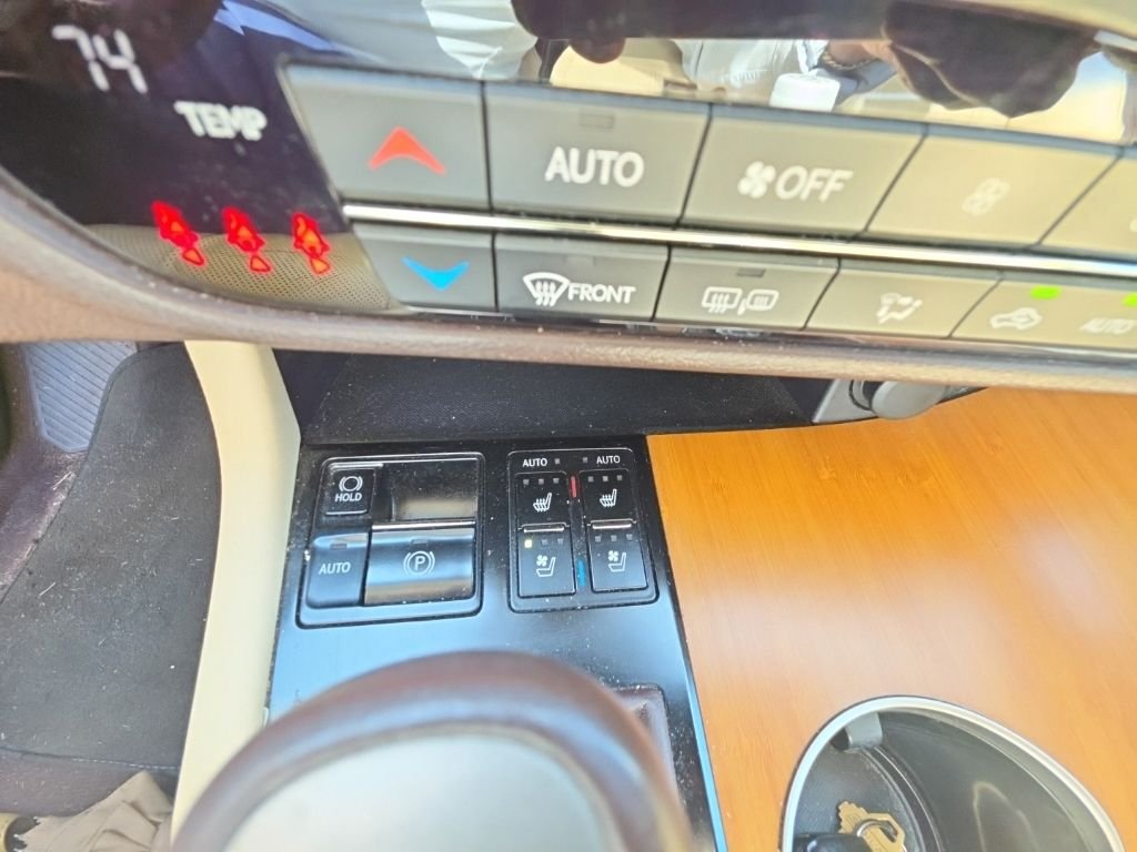 Used 2017 Beige Lexus 350 image 24