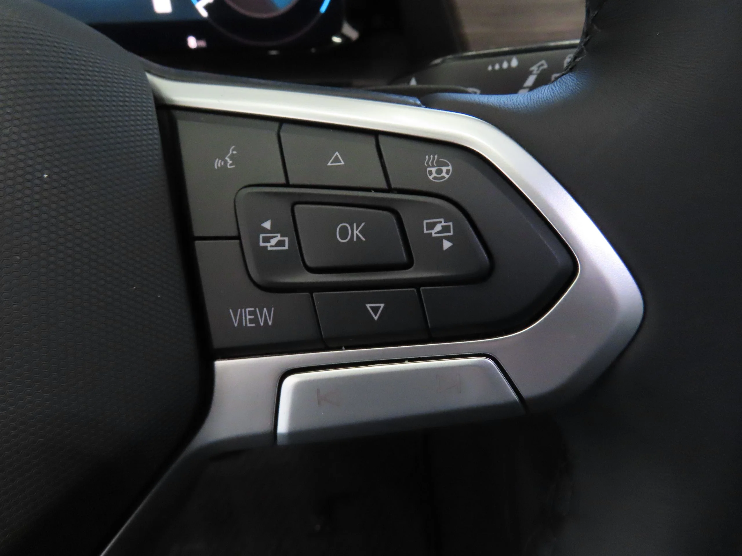 2025 Volkswagen Atlas SEL Premium R-Line - Photo 14
