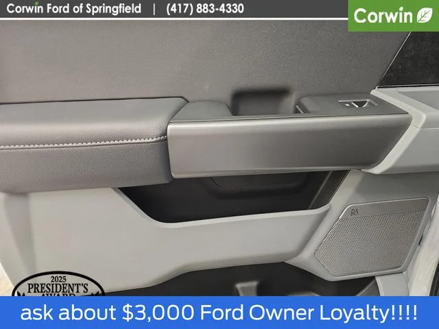 New 2026 Oxford White Ford F-350® XLT image 21