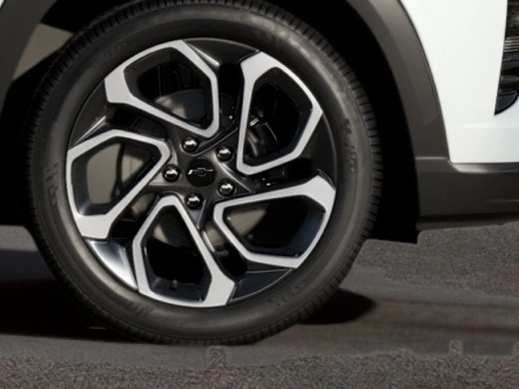 New 2026 Summit White Chevrolet 2RS image 9