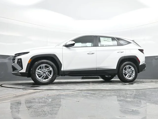 New 2026 White Hyundai SE image 21
