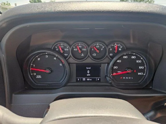 New 2025 Summit White GMC Pro image 15