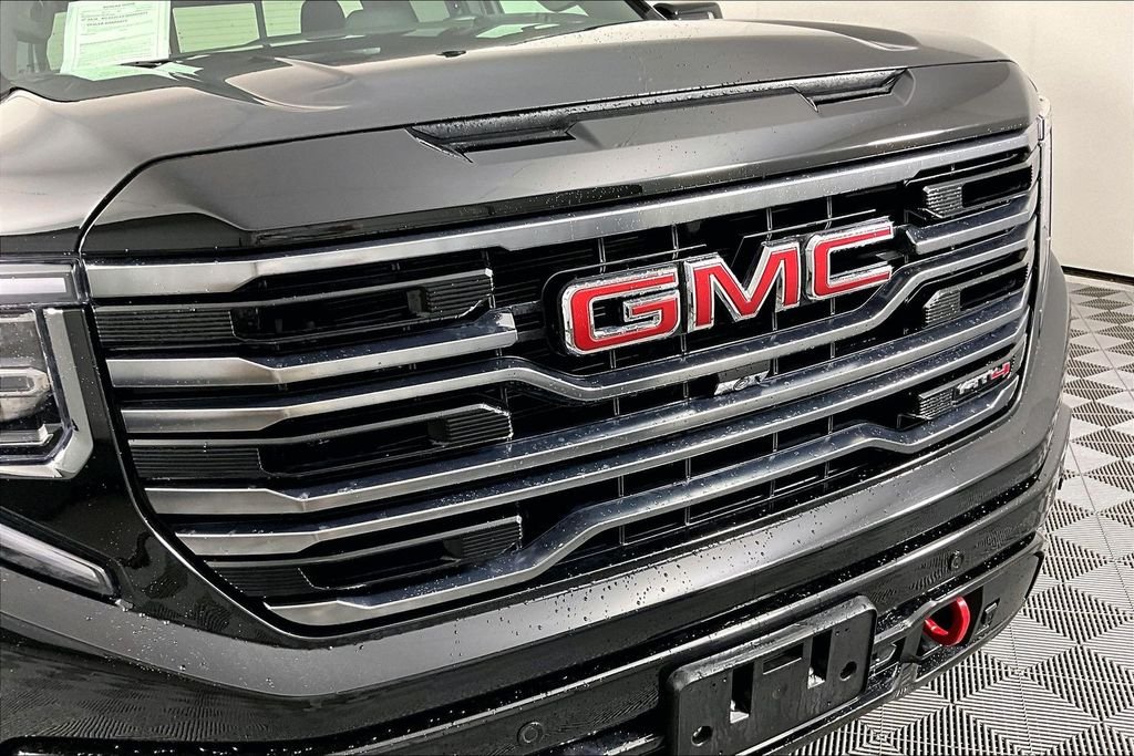 Used 2026 Black GMC AT4 image 31