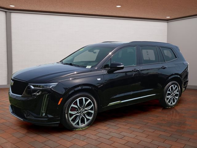 Used 2024  Cadillac Sport image 31