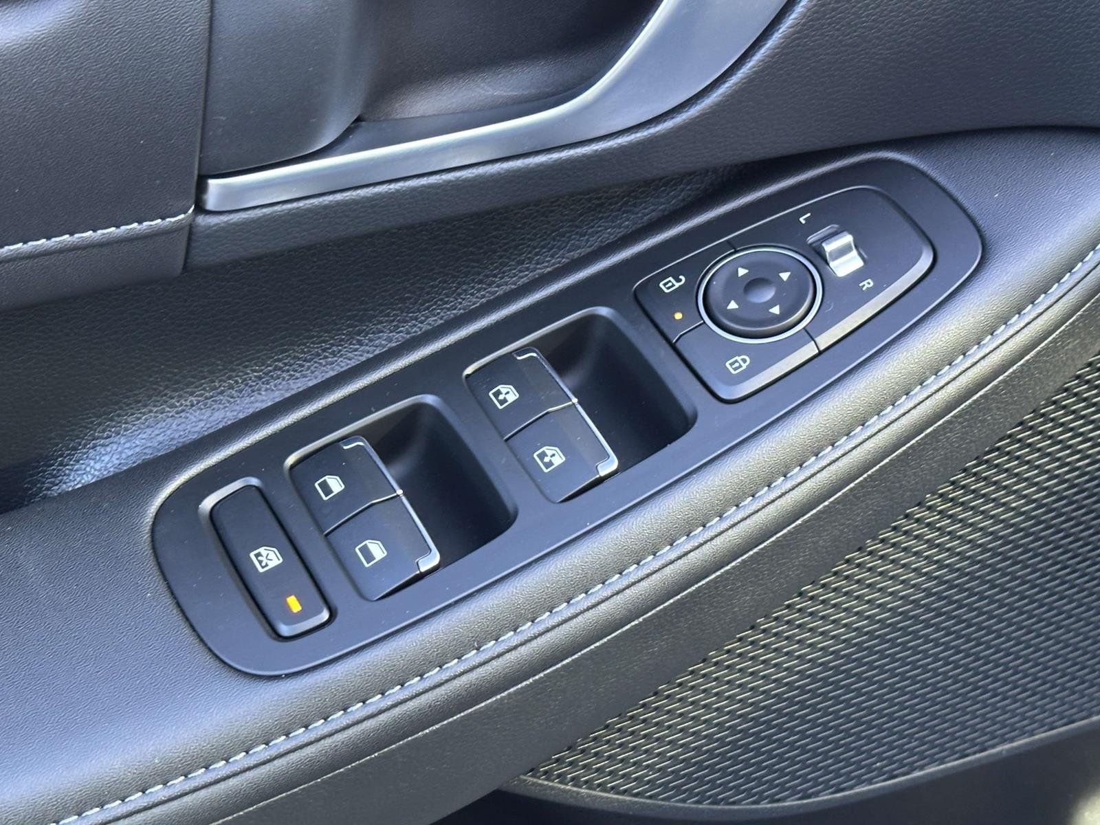 2024 Hyundai Sonata Hybrid Limited - Photo 23