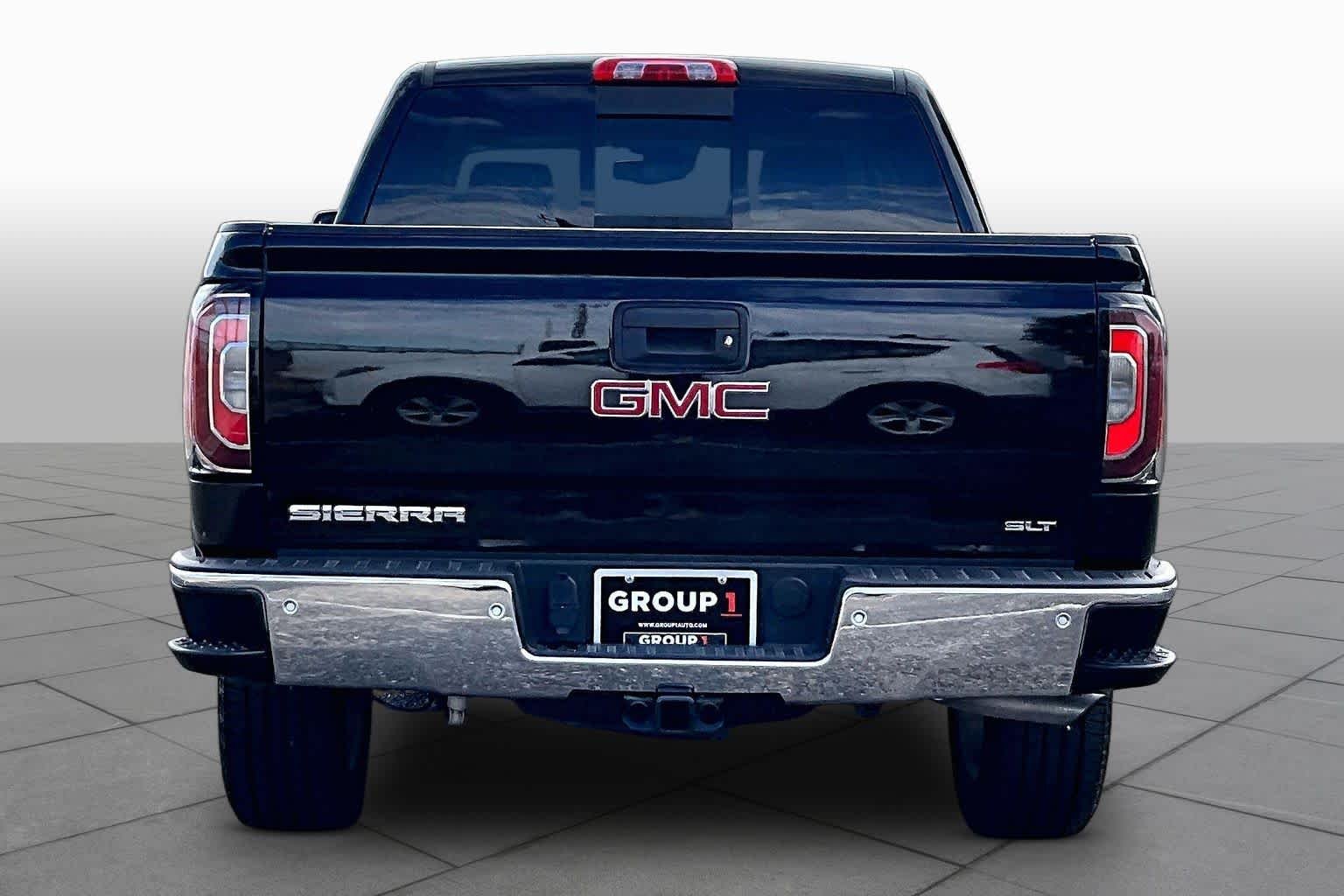 Used 2018 Onyx Black GMC SLT image 5