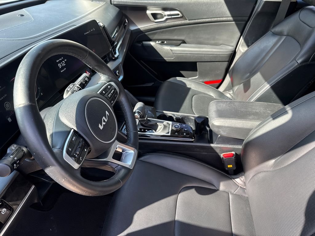 Used 2025 Silver Kia EX image 17