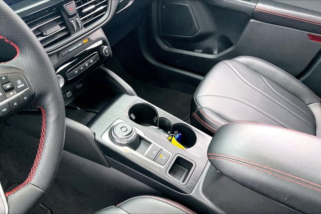 2025 Ford Escape Hybrid ST-Line Elite - Photo 10