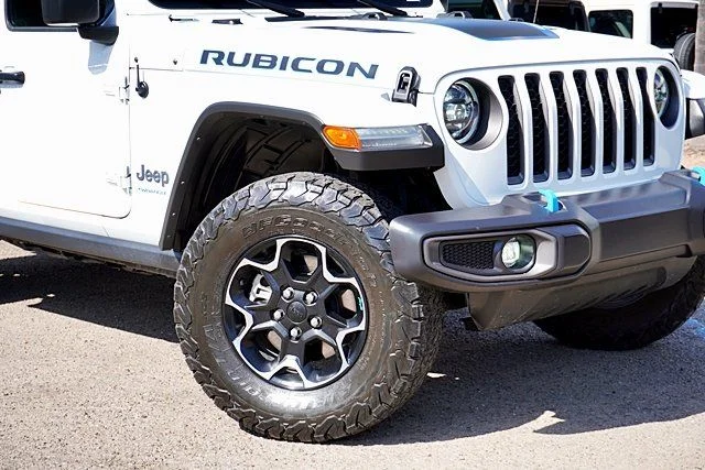 Used 2023 White Jeep Rubicon 4xe image 3