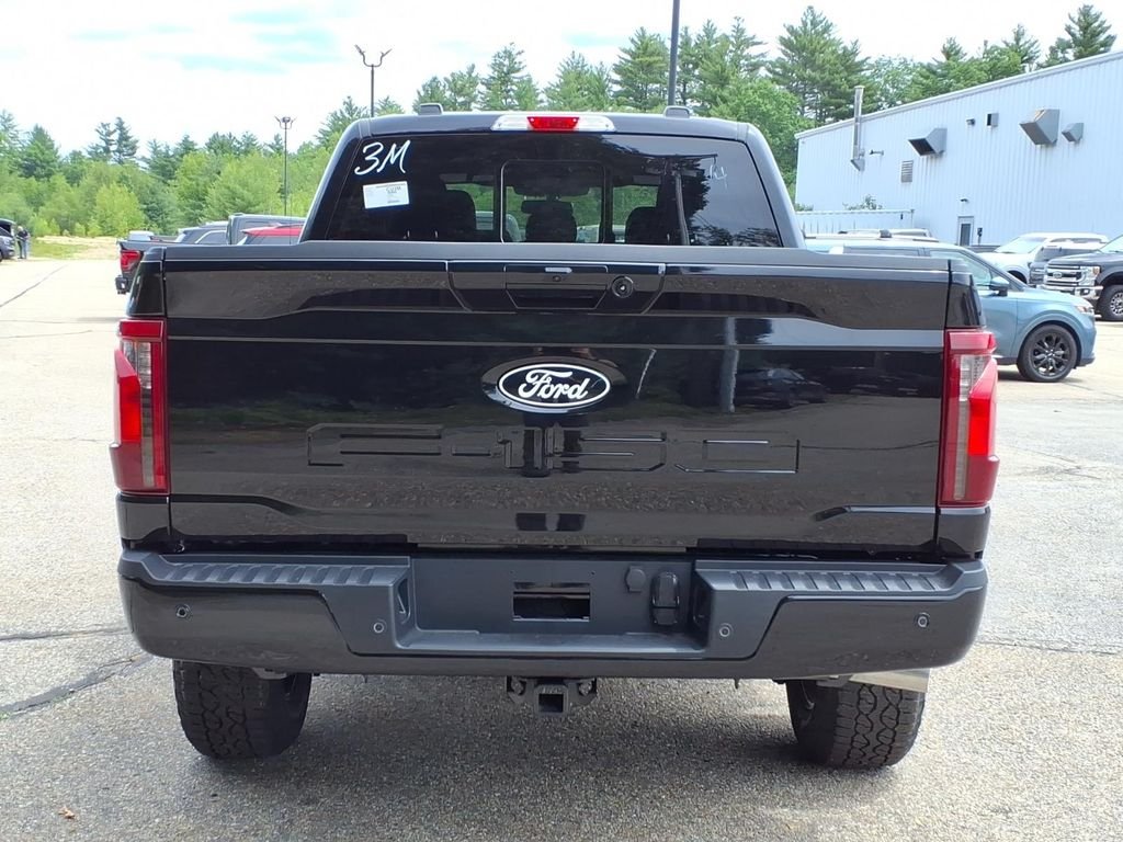 New 2026 Agate Black Metallic Ford XLT image 6