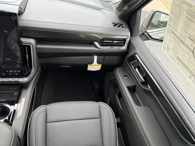 New 2026 Sterling Metallic GMC Elevation image 17