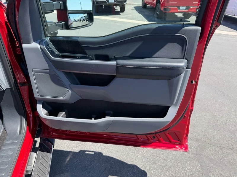 Used 2021 Rapid Red Met Tin Ford XL image 19