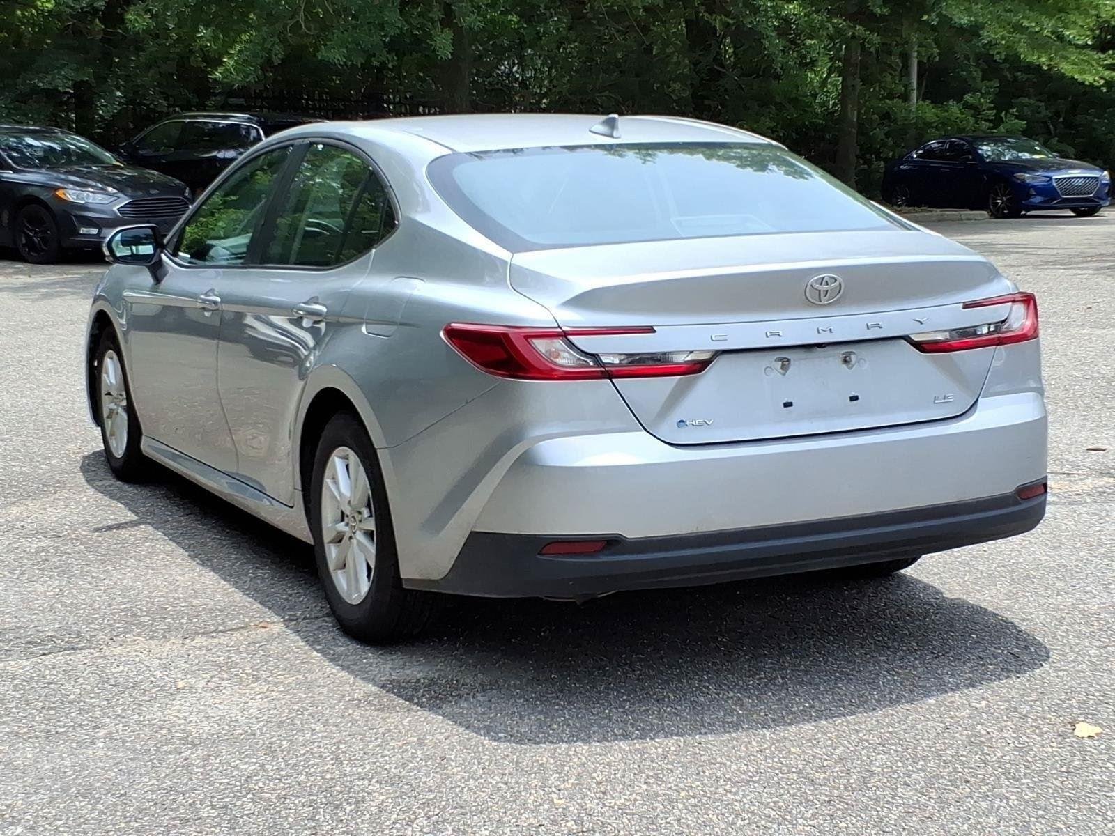 Used 2025  TOYOTA  image 14