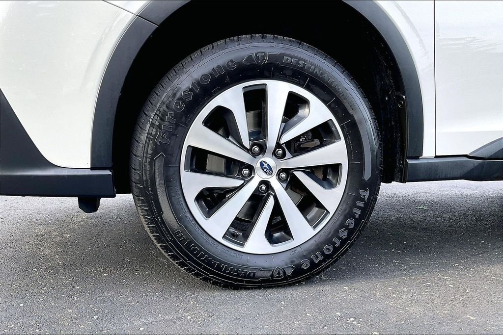 Used 2022 White Subaru Premium image 10