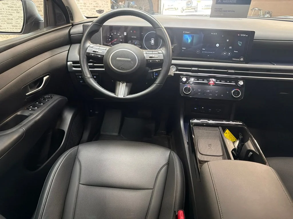 Used 2025 Shimmering Silver Hyundai SEL Convenience image 15