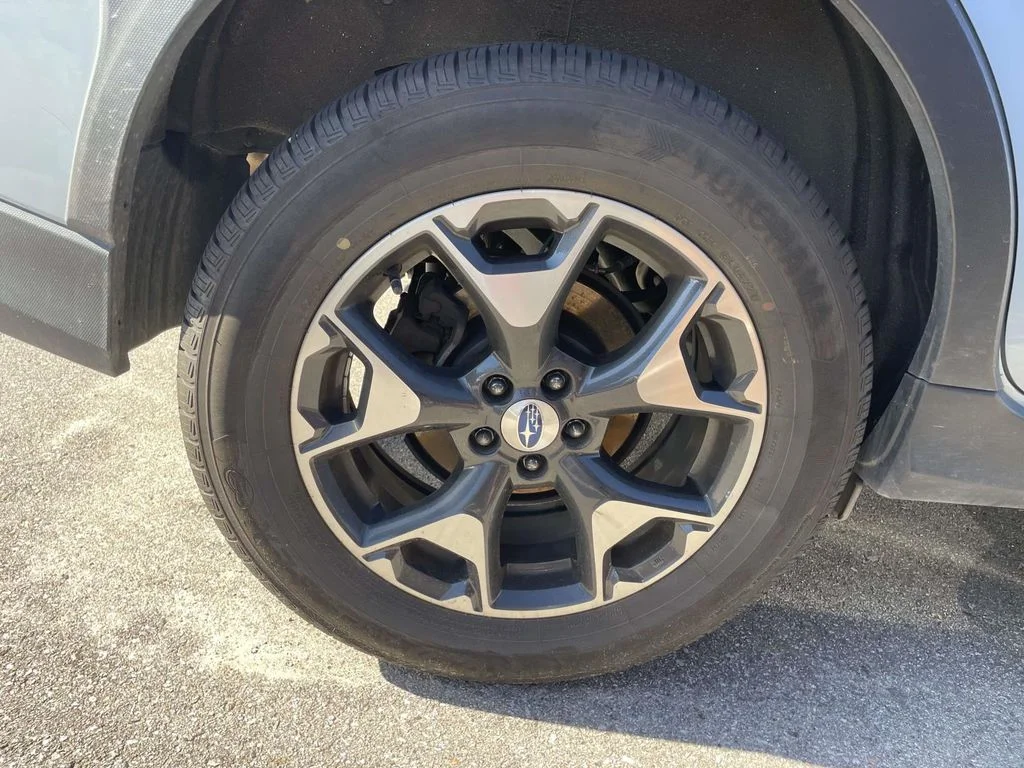 Used 2018 Cool Gray Khaki Subaru Premium image 5