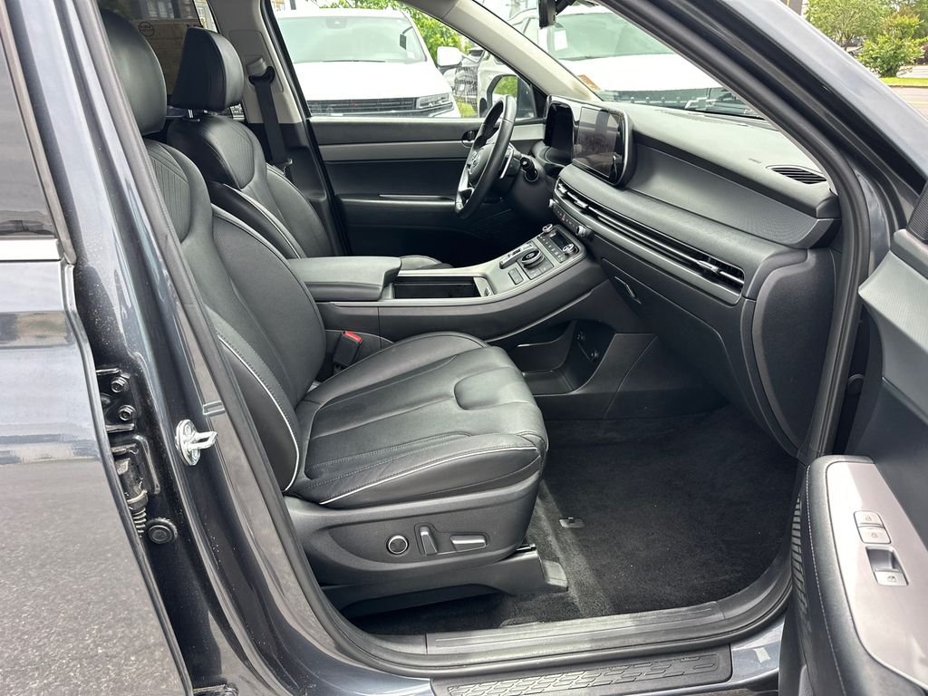 Used 2024 Gray Hyundai XRT image 13