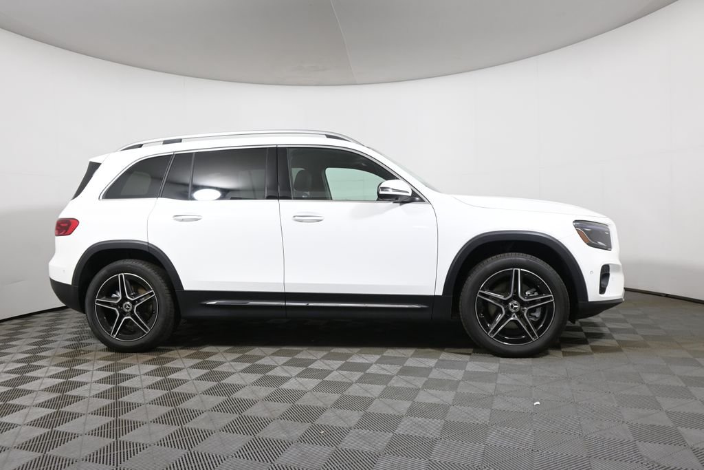 Used 2026 Polar White Mercedes-Benz GLB 250 image 8